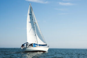 boat_yacht_charter_01